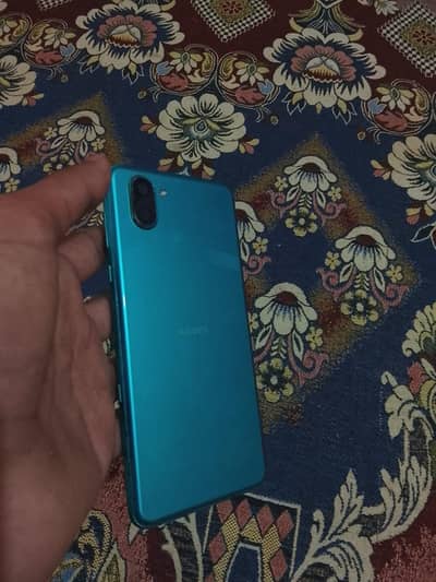 Sharp aquos R3 urgent sale