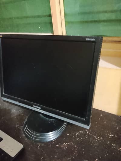 ViewSonic 17 inch monitor