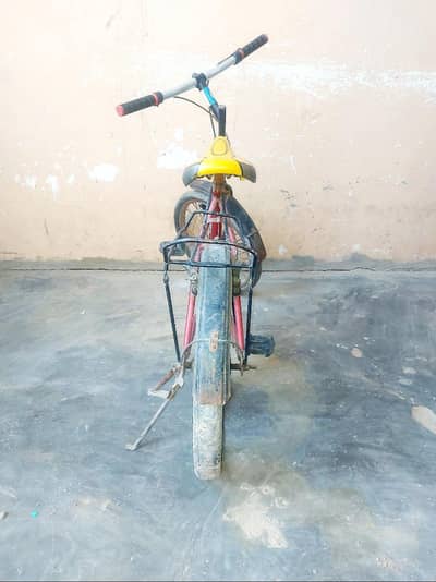 Road bicycle for sale