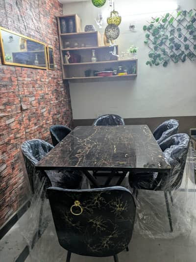 Urgent Dining Table for Sale