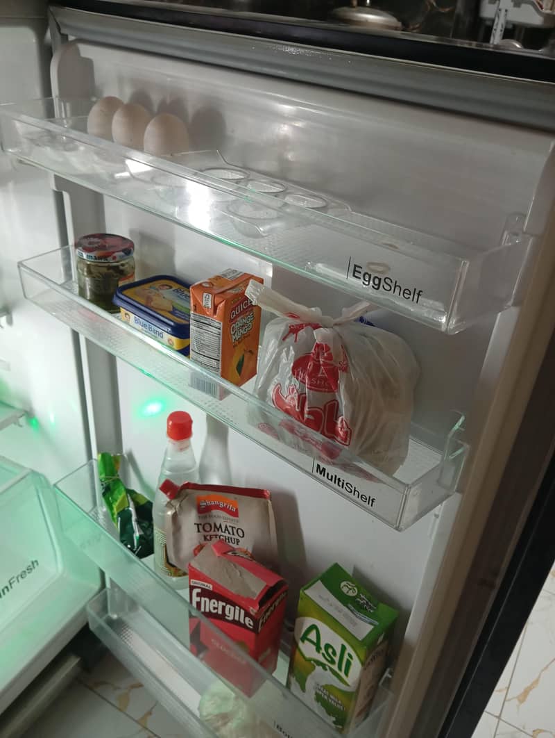 Refrigerator 1