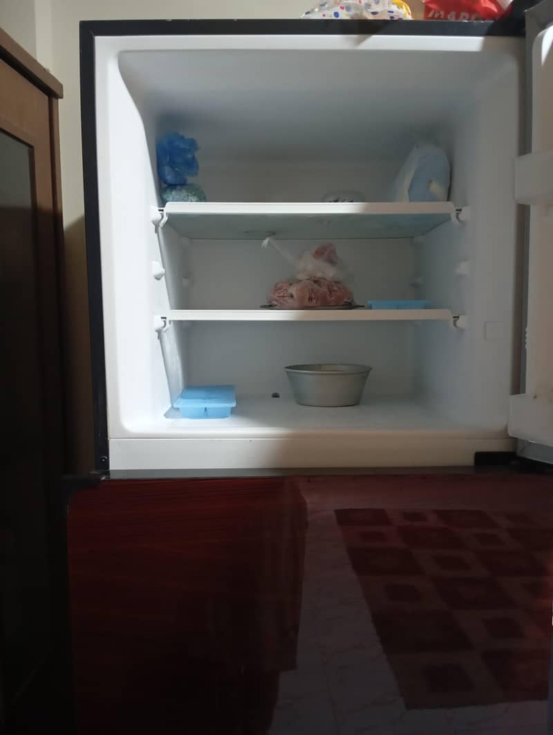 Refrigerator 5