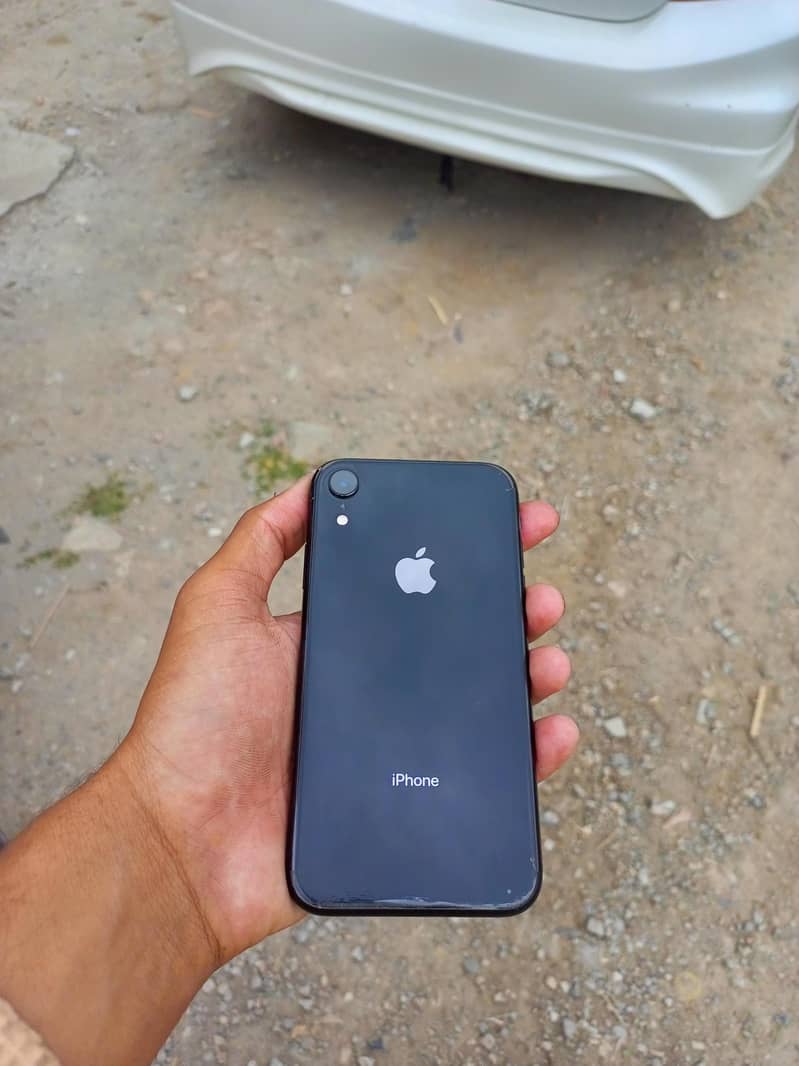 iphone XR 1