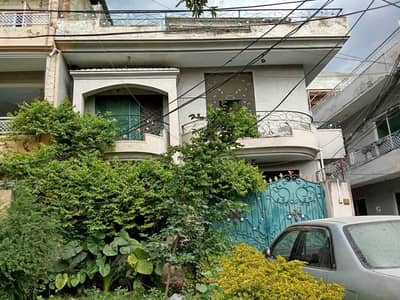 Double Story House Gali Corner I-8/4