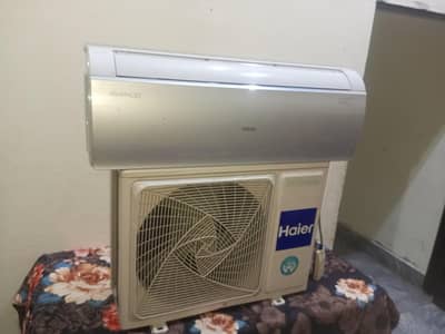 Haier Inverter AC 1 ton
