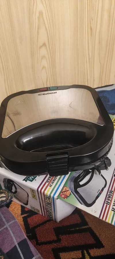 National NS-512 sandwich maker