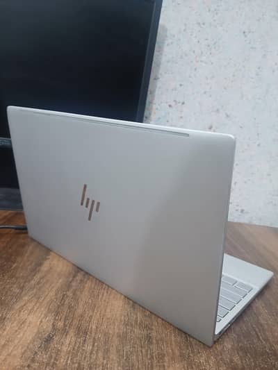 antique model slim and fast