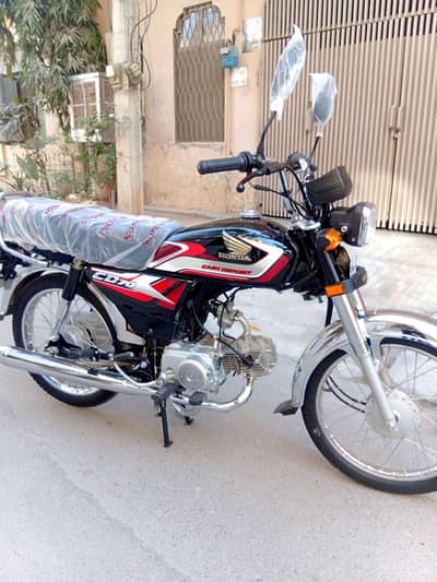 Honda CD 70 | Model 2025 | 1200 KM Use Bike New HONDA 70 BIKE Black 70