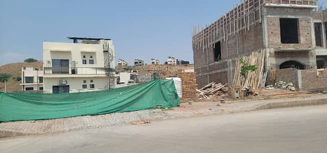 10 Marla Level And Solid Land Plot Sun Facing Dem 1.75 Offer Required