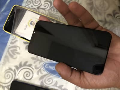 iPhone X LED panel read discripshions