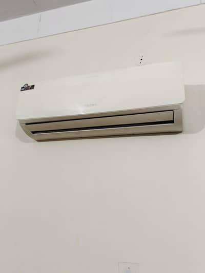 1.5 Ton Electrolux split ac