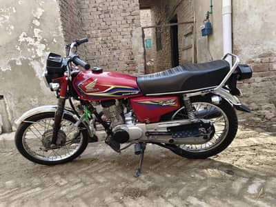 cg 125 best condition antique bike 10of 10 engine vise no any fault