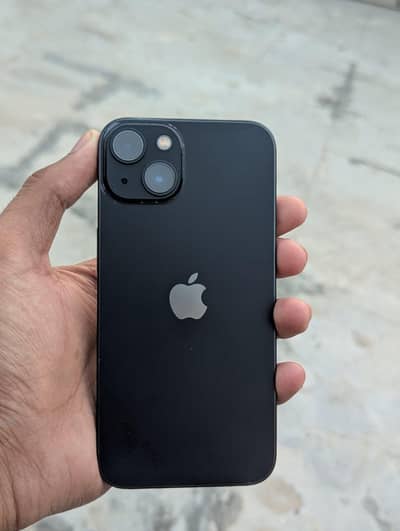Iphone 13 (6 month Apple warranty)