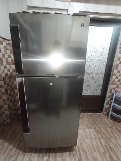 PEL FULL SIZE REFIGRATOR