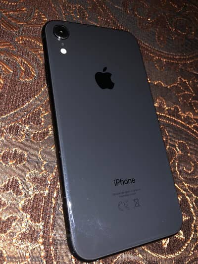 iPhone XR