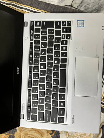 Core i5-8th Generation Smart Laptop