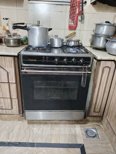 10/10 condition cooking range for sale