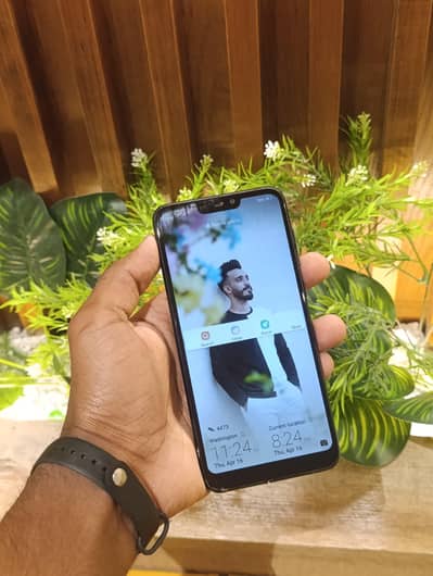 Honor 8c mobile sale price 10,000 mobile number 03103816557