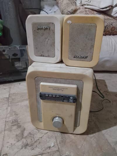 Bluetooth boffer speakers