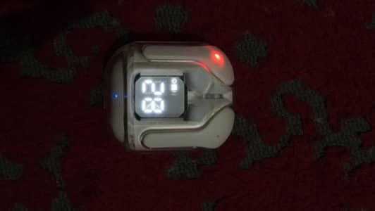 airports white colour