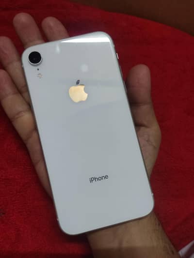iphone xr 128GB non PTA. 2 month eSIM time