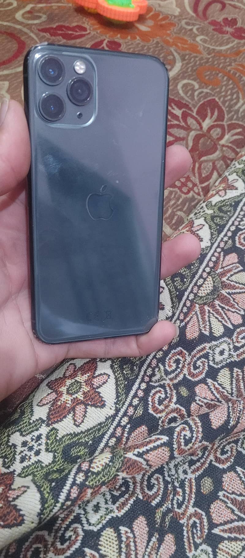 iphone 11 pro 2