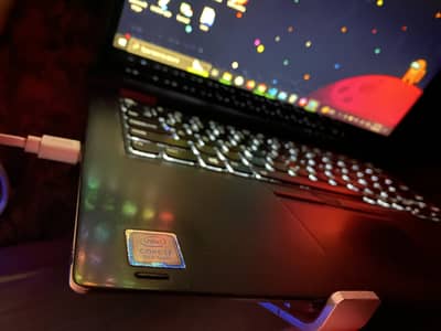 Lenovo Yoga X380 (i7 | 16GB RAM)