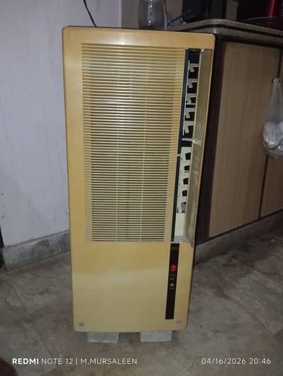 Morita window AC 110