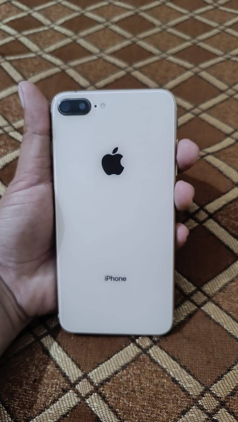 IPHONE 8 PLUS 4