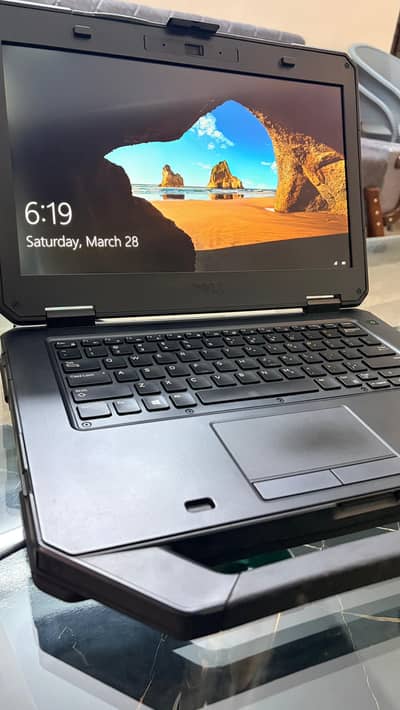Dell Latitude 5414 Rugged Laptop