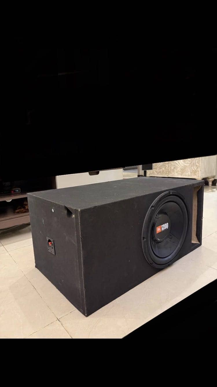Subwoofer 0