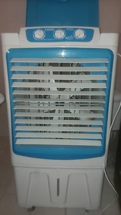 Air cooler with chills