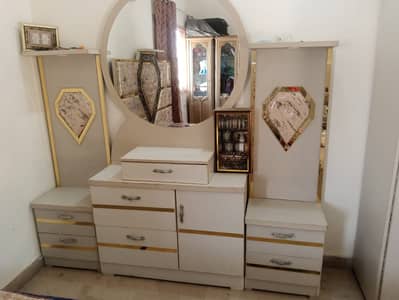 New Complete Bed , Side Tables, Sigharmaze, Divider