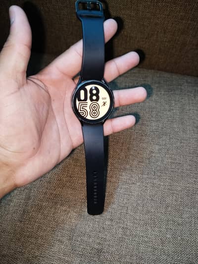 Samsung Galaxy Watch4 (44mm) - Black, Excellent Condition