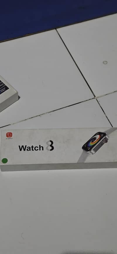 Watch 8 Pro Max In Green Colour 10/10with all accessories with 14 Game