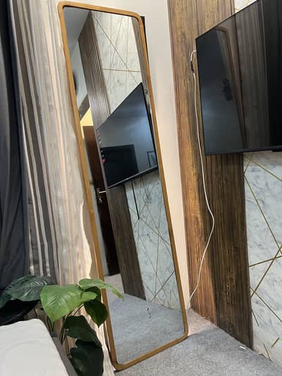 full-length floor mirror