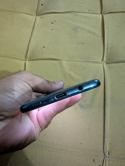 samsung A71 condition 10x10 approved 8gb 128 just mobile 03007100577