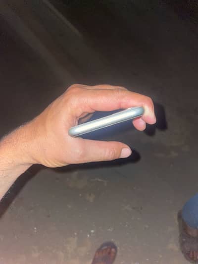 Iphon 11 mdm Condition 10/9 back berck  btry 90