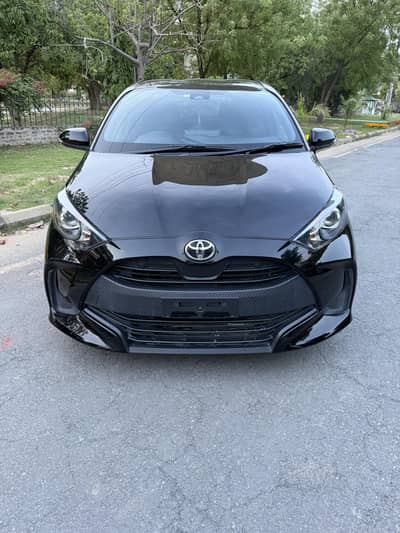 Toyota Yaris Hatchback 1.0 2022/2025