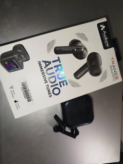 Audionic Airbud 810 (Smart Screen) - Black -