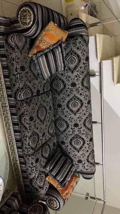 5 seater sofa set in good condition