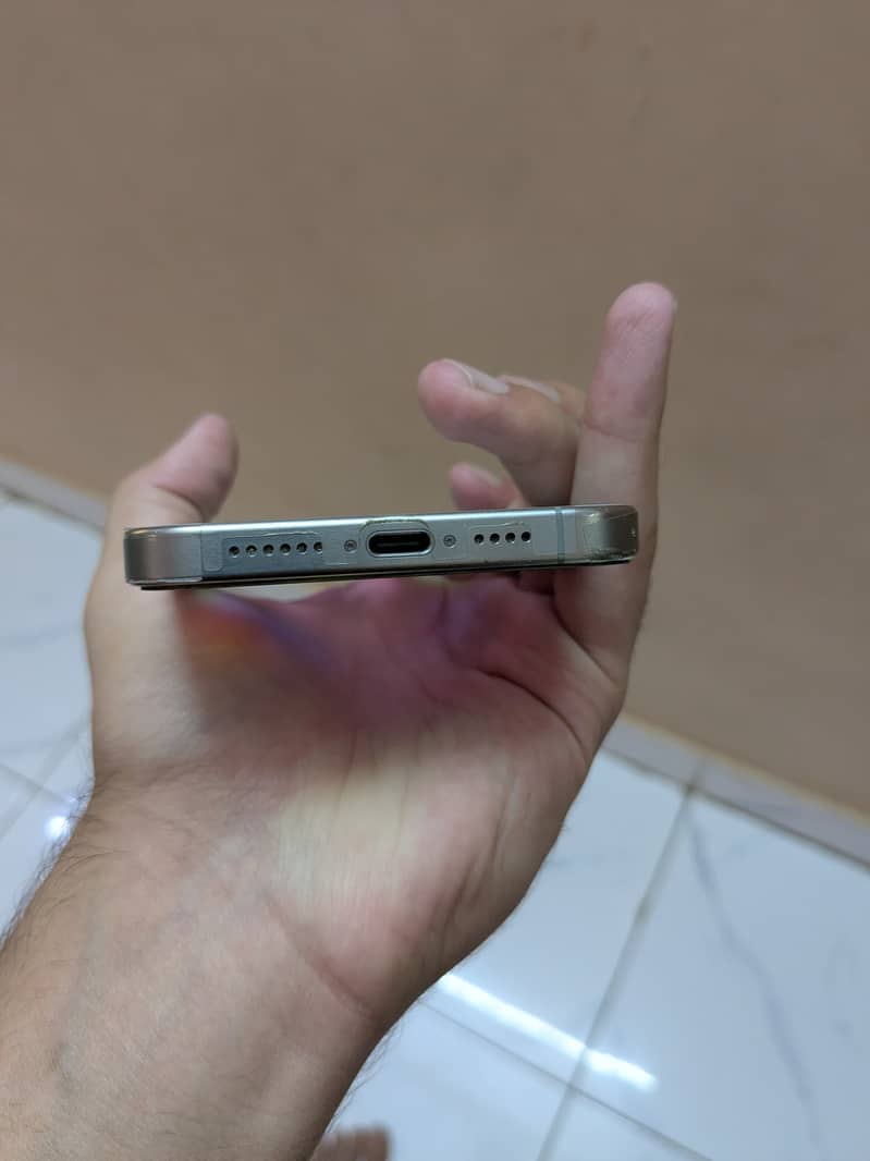 Iphone 15 pro max 1