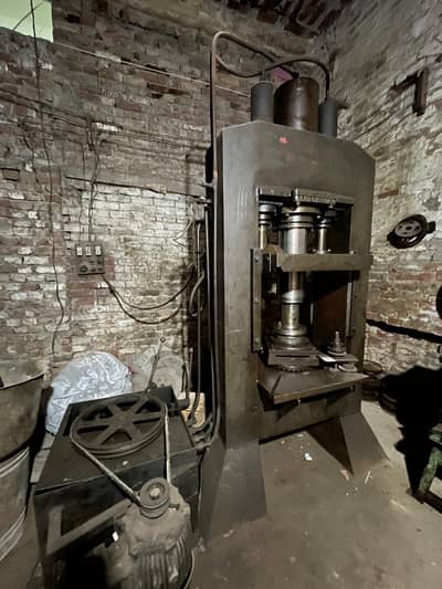 power full hydraulic press machines