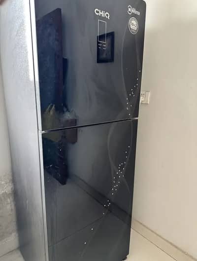 CHiQ 4D DC Inverter Refrigerator (Black Glass)