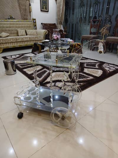 Stunning Crystal-Clear Acrylic Tea Trolley