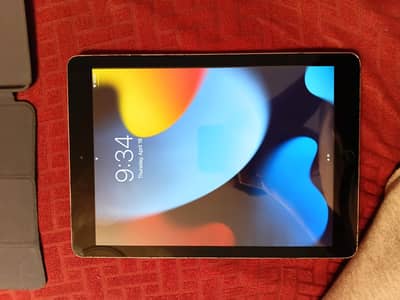 Ipad air 2 for sale good condition