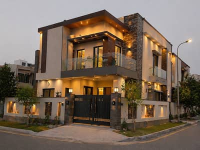 Corner 10 Marla Upper Portion | Separate Garage & Entrance | Sector F | Bahria Town