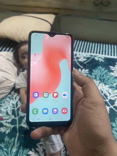 Samsung A10s new with box 1 month back up