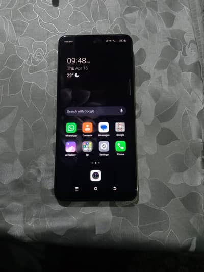 Tecno spark 20 128gb (8+8)gb ram