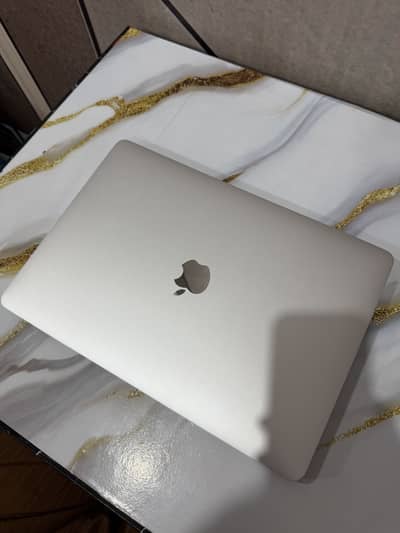 Macbook pro 2018, 256GB , 13 inch